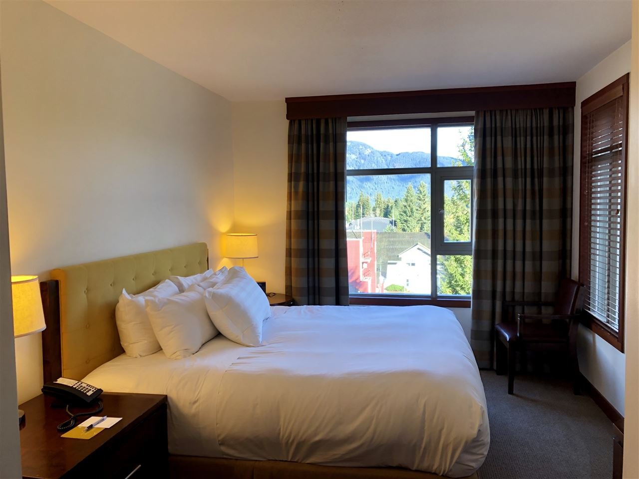 4299 Blackcomb Wy