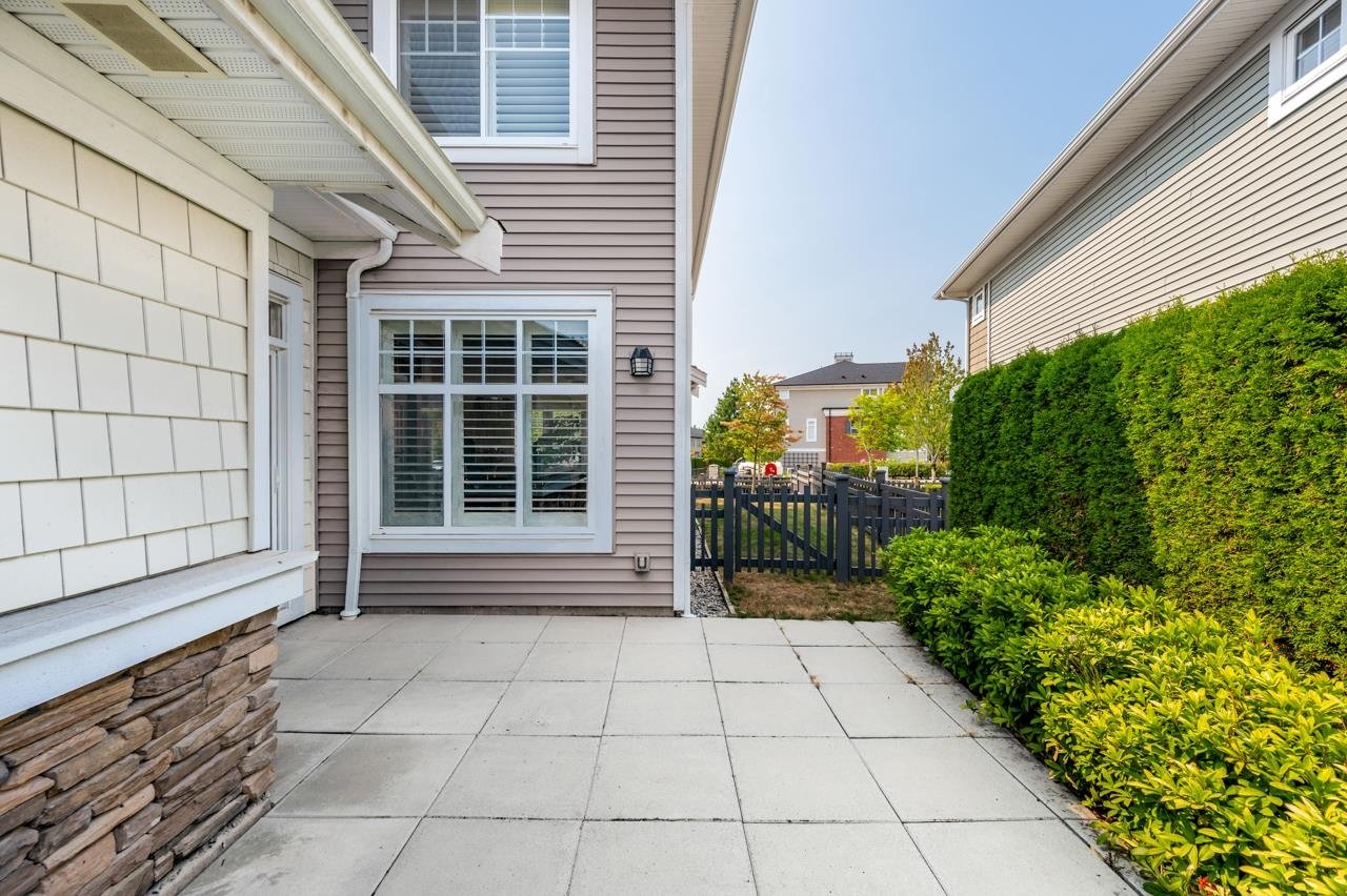 5-10500 Delsom Cres