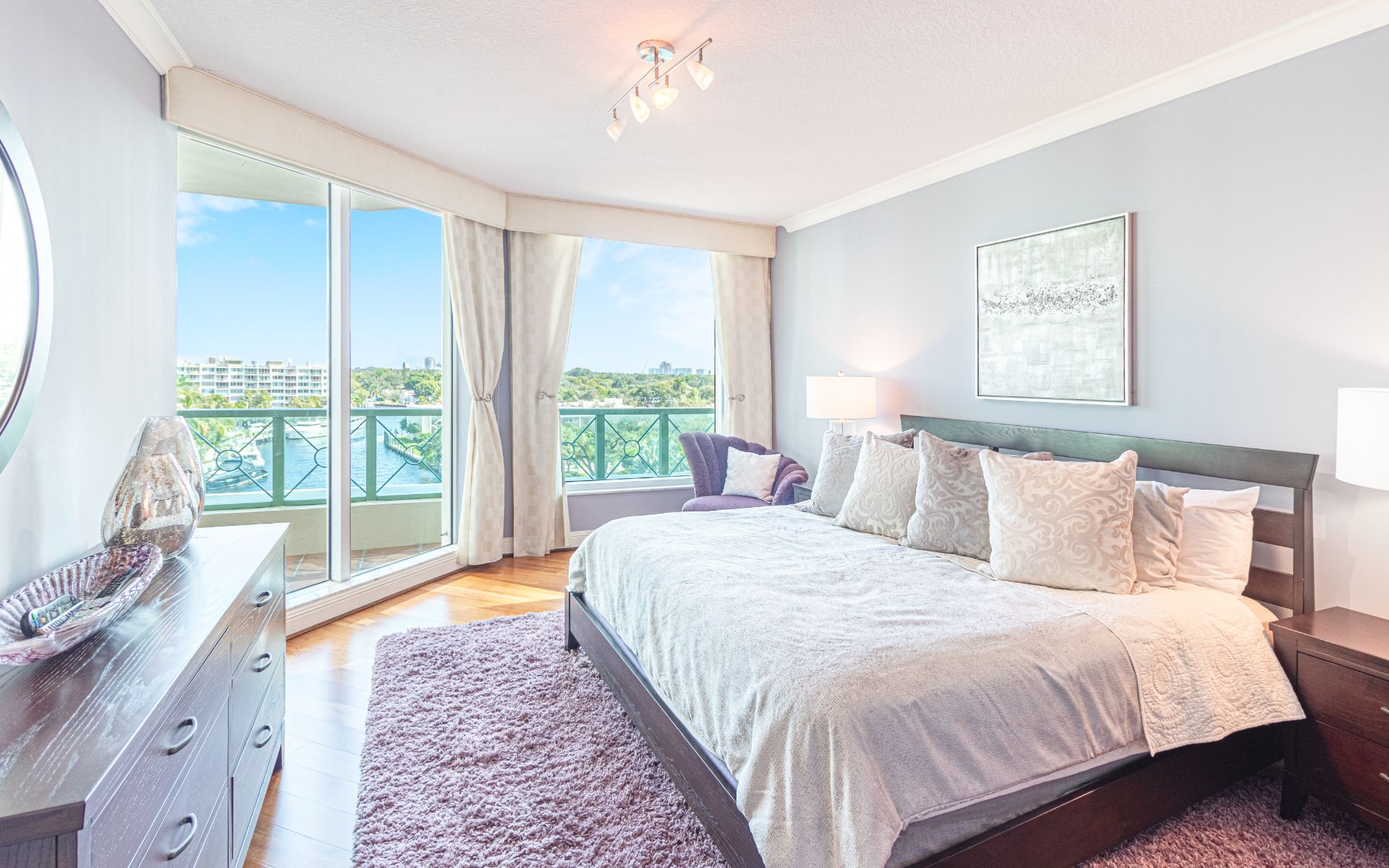 411 N New River Dr Unit: 701