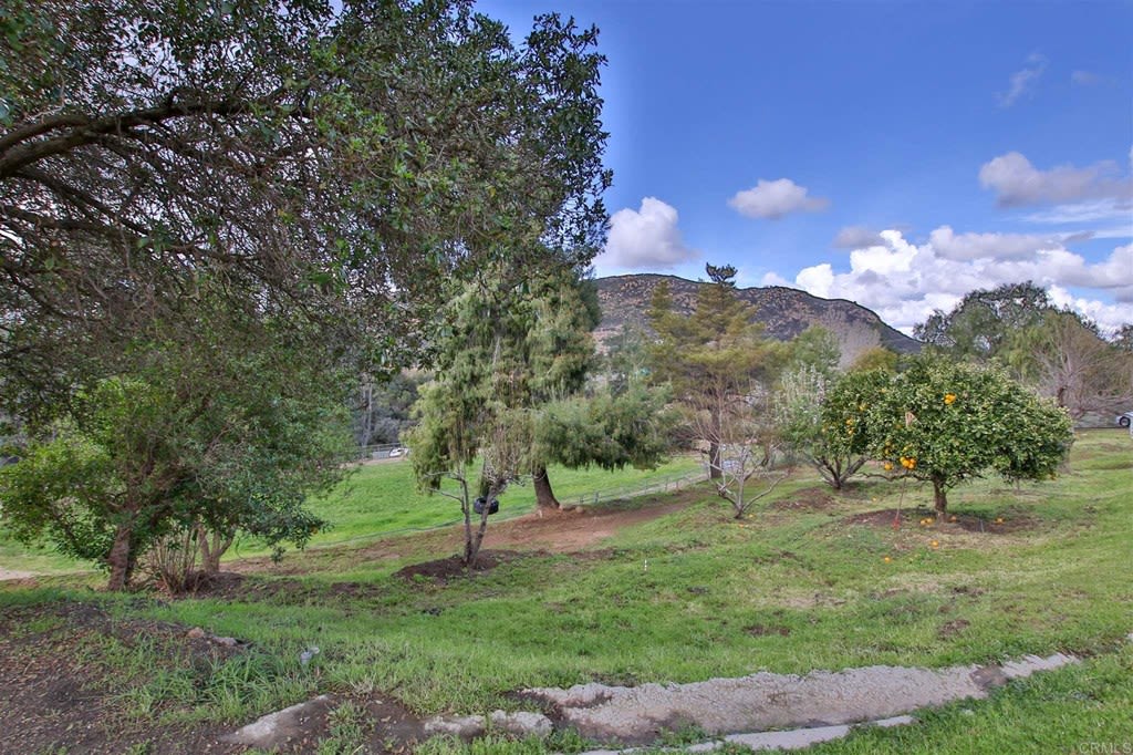 415 Peutz Valley Rd