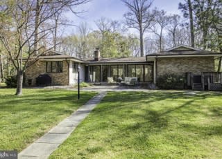 3916 SHORE EDGEWATER