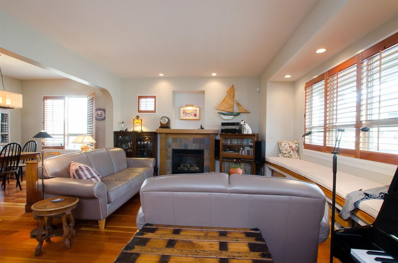 220 Holly Ave