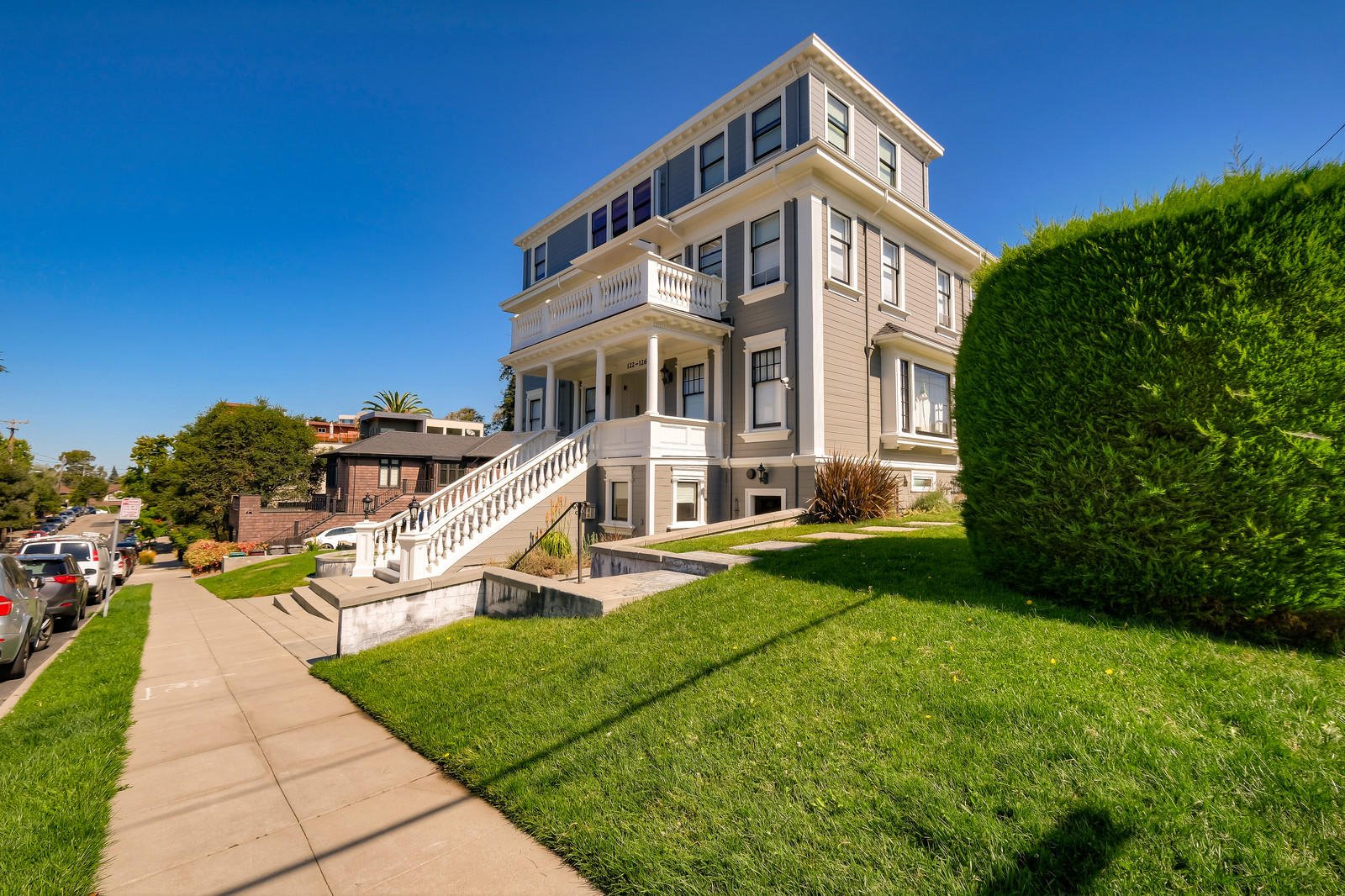 122 Bayo Vista Ave
