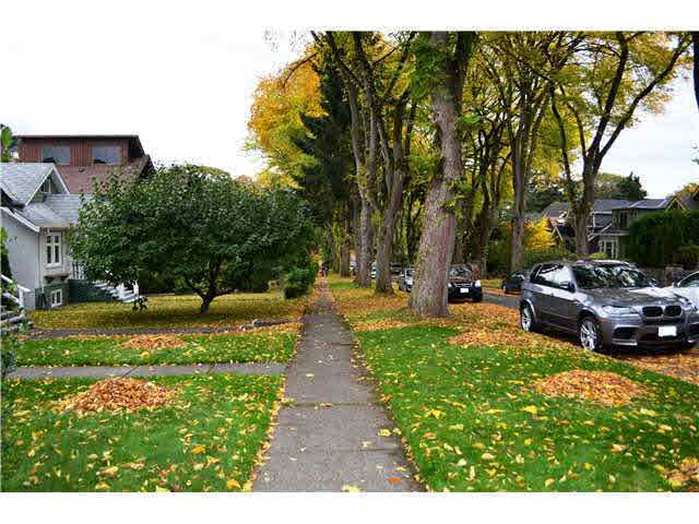 3449 W 28th Ave