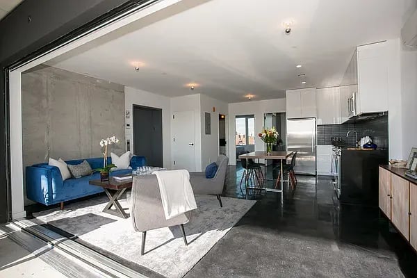 271 Lenox Road Unit: 4A