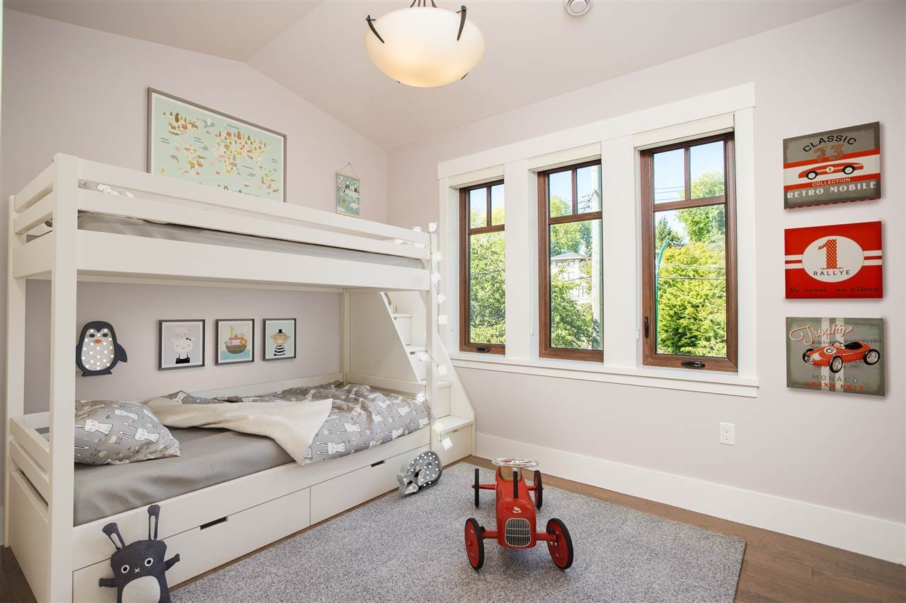 3334 W 39th Avenue, Vancouver