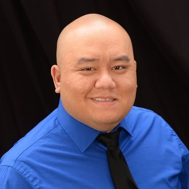 Stephen Kue Newton, NC Real Estate Agent Headshot