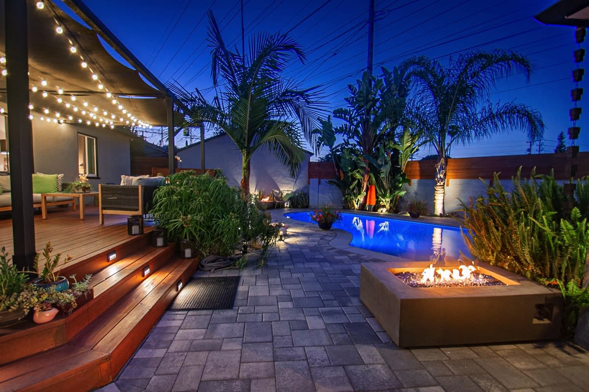524 N Avon St. Burbank, CA