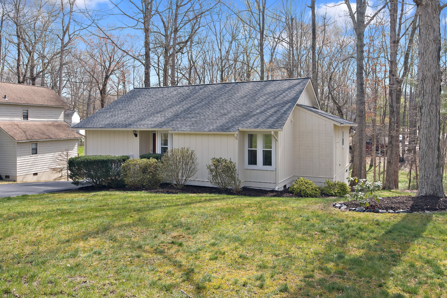 1457 Lockett Ridge Road