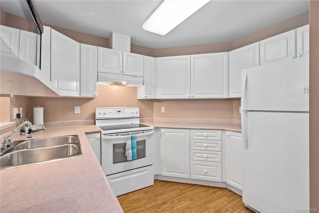 310-1521 Church Ave