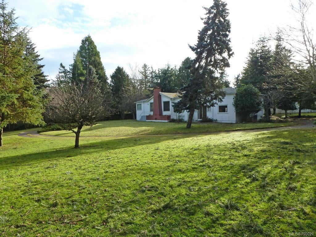 1906 Ferndale Rd