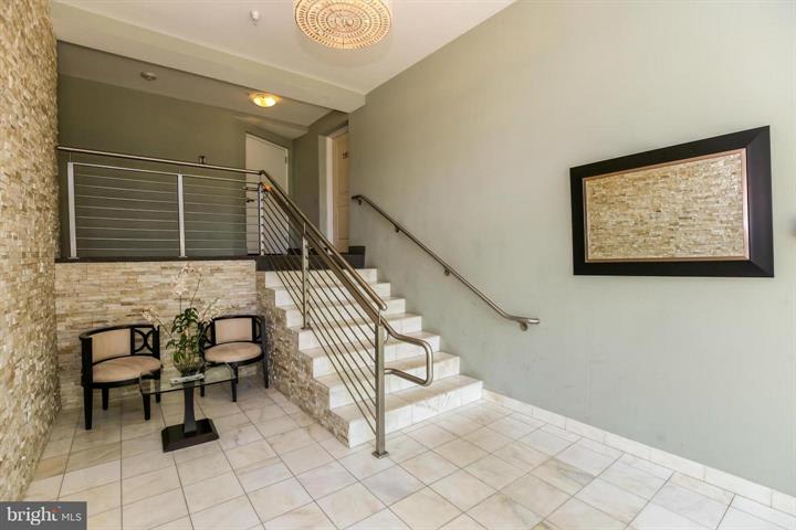 804 Taylor St NW, #201