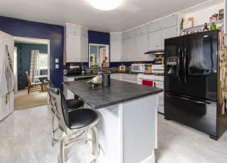 111 N Kaslo St