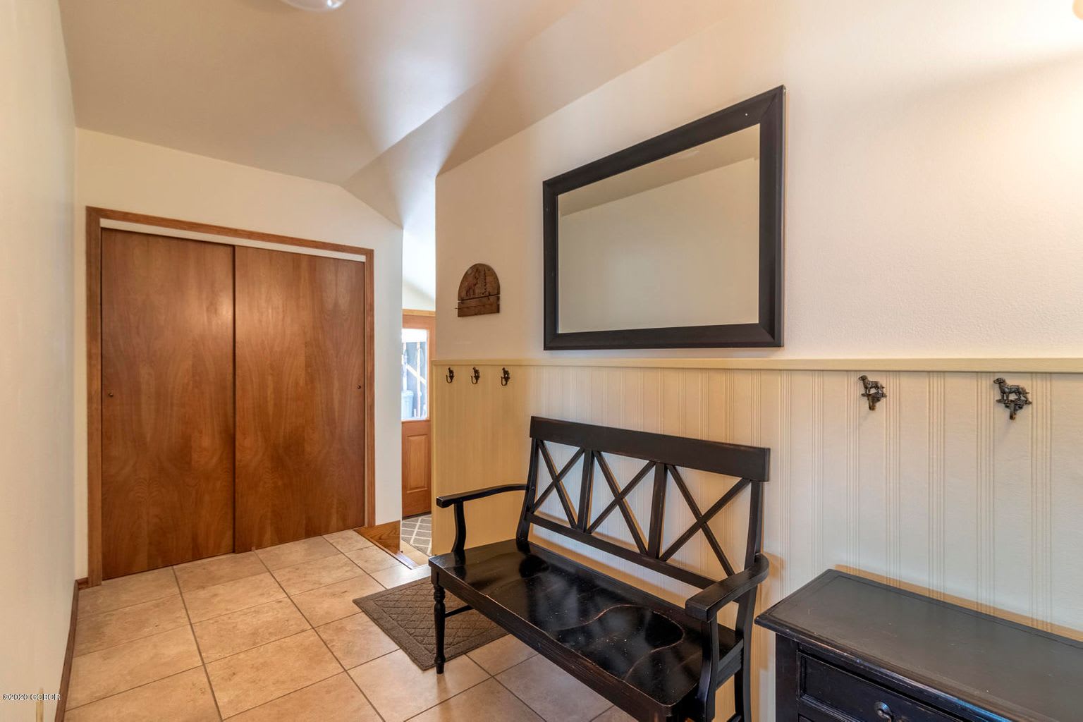 732 GCR 519 / Wildberry Ln 