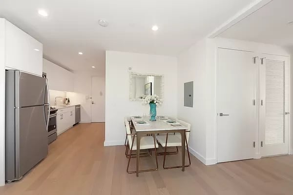 1 Ocean Drive Unit: 10E -J