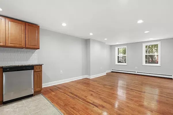 1166 Halsey Street Unit: 1