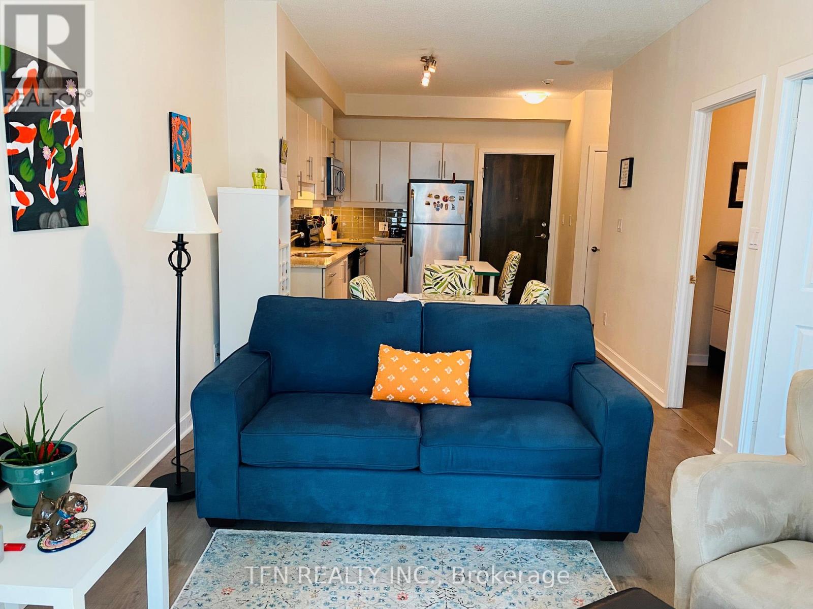 33 Bay St, Unit 302
