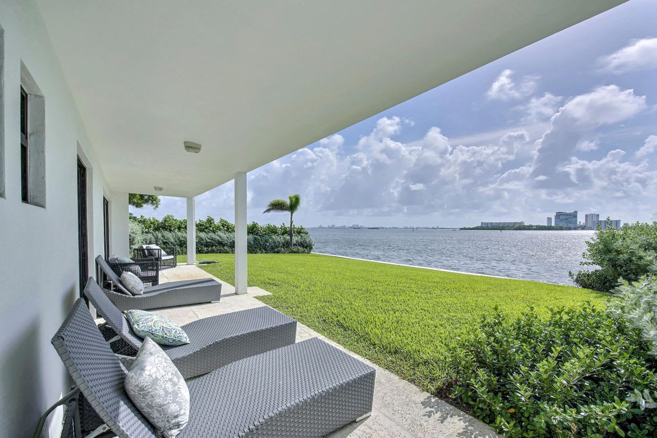 Miami’s Upper East Side Bayfront Residence