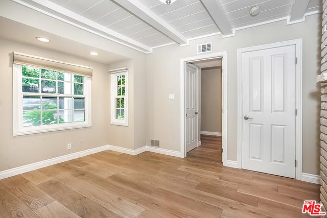 Traditional Beverly Hills Lease