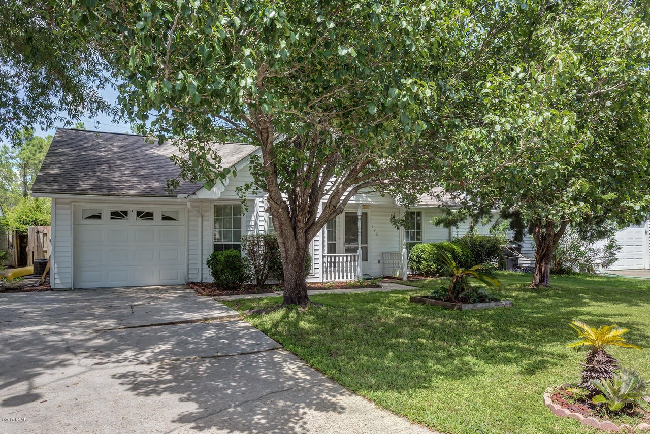 126 HERITAGE Circle