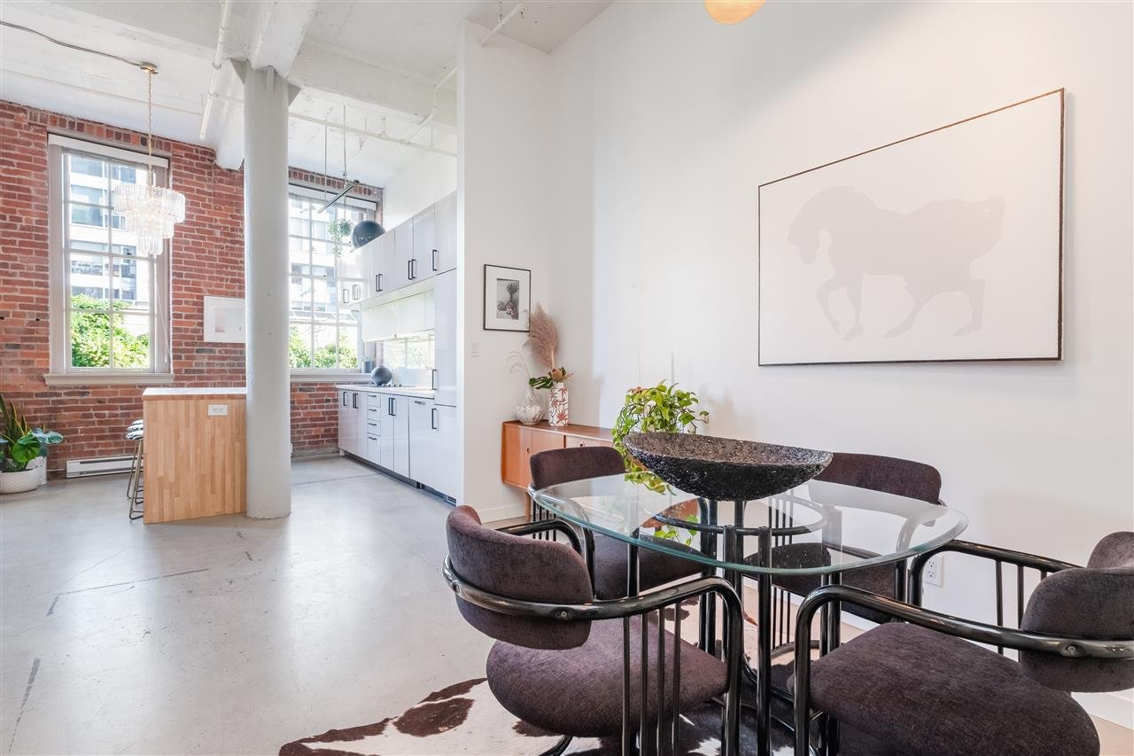 207-546 Beatty St