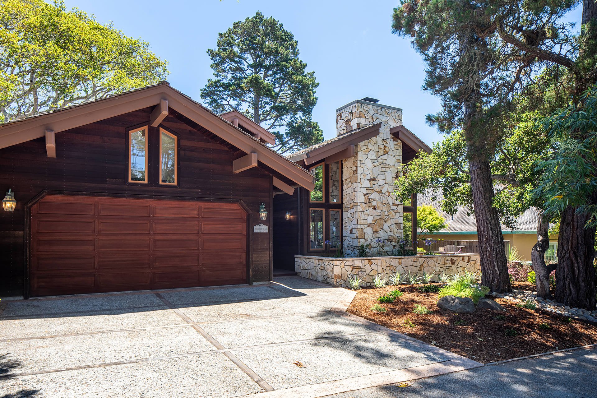 Downtown Carmel Living- San Carlos 4 SE of 12th
