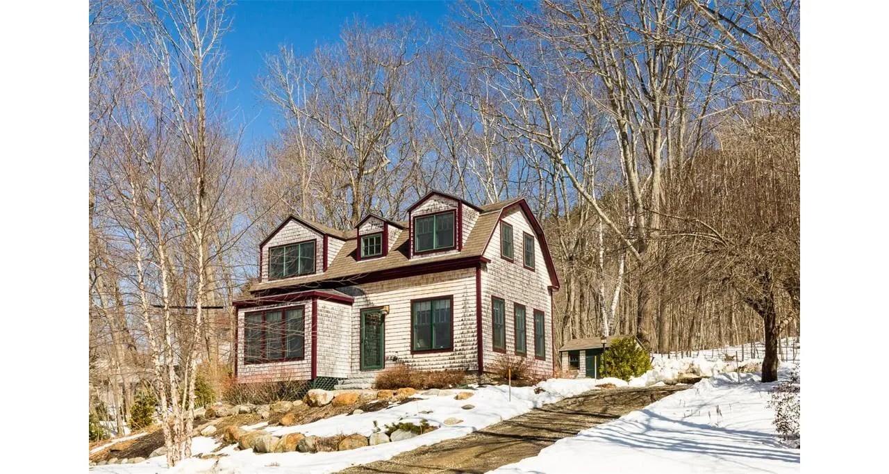 Home For Sale – 6 Bisbee Street, Camden, Maine 04843