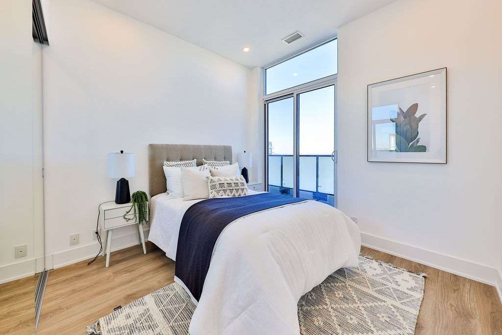 DEER PARK UPPER PENTHOUSE