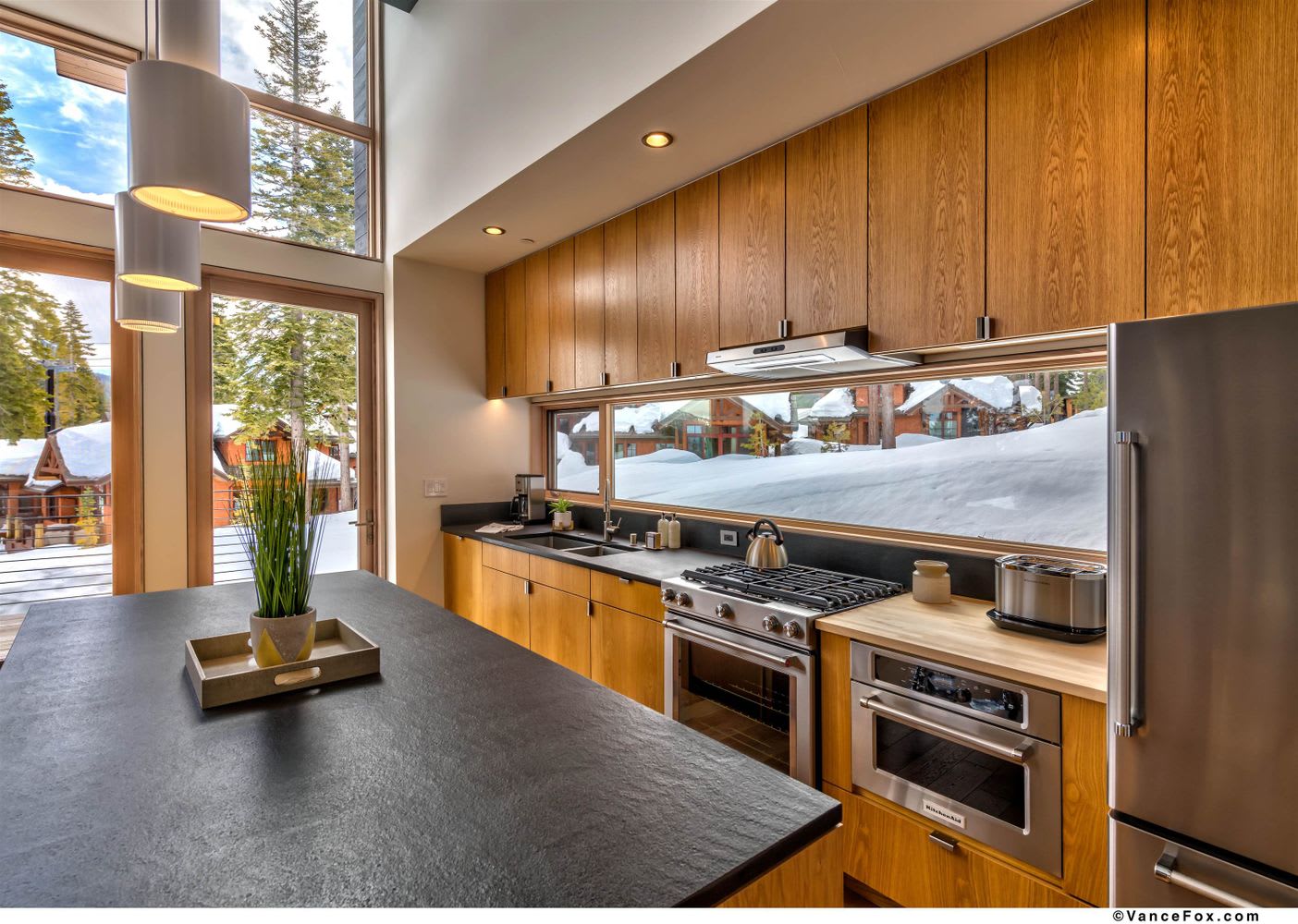 15040 Peak View Place