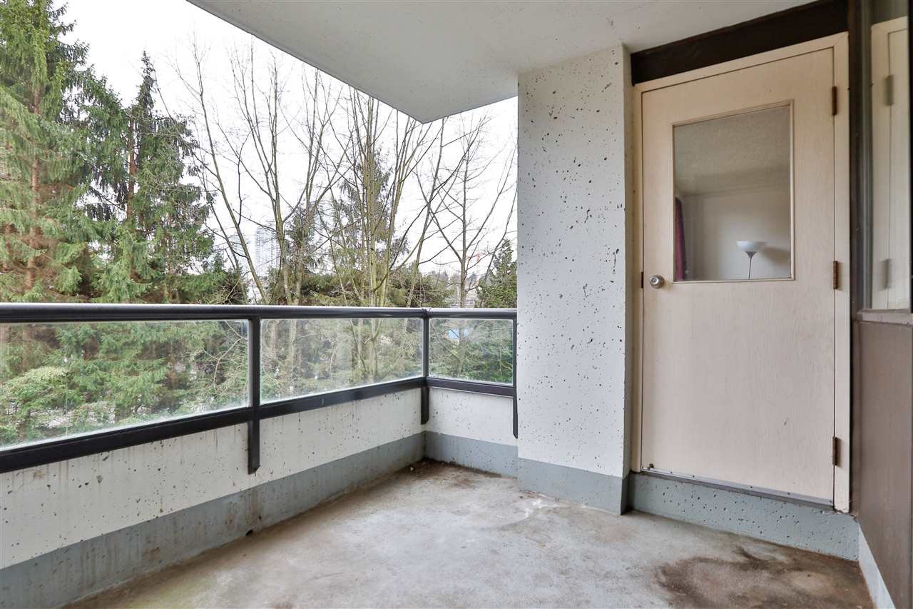 303-9521 Cardston Ct