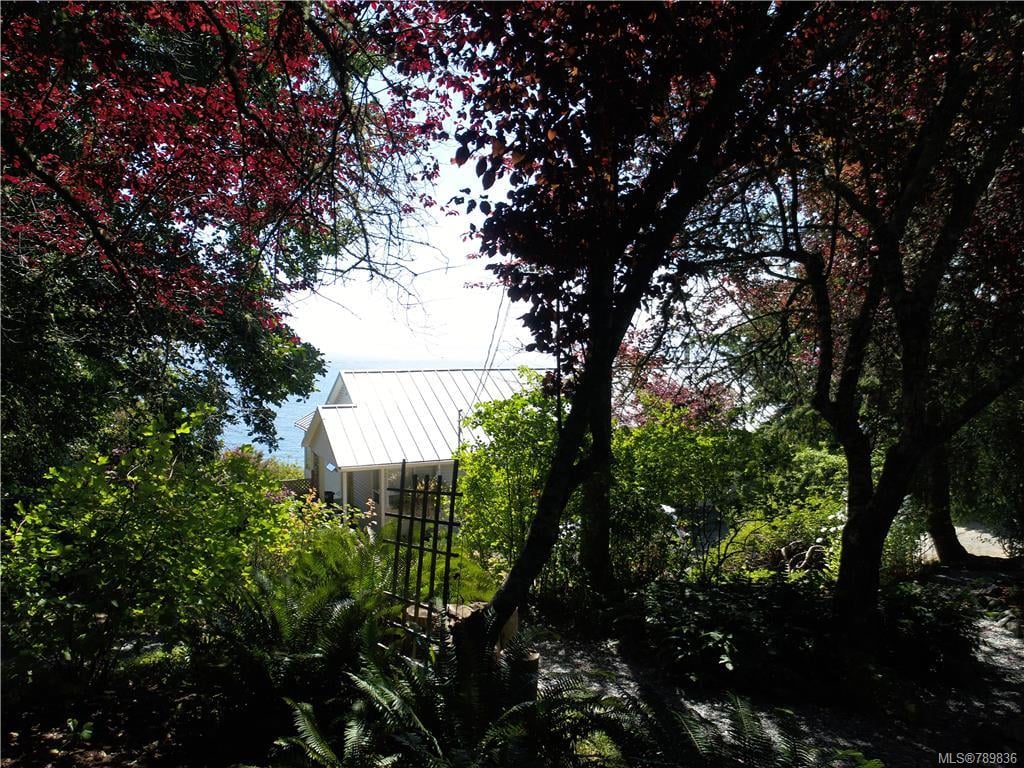 8283 West Coast Rd, Sooke