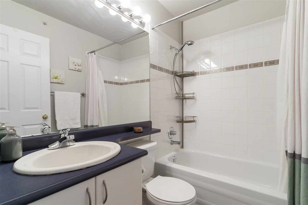 25-6513 200 Street, Langley