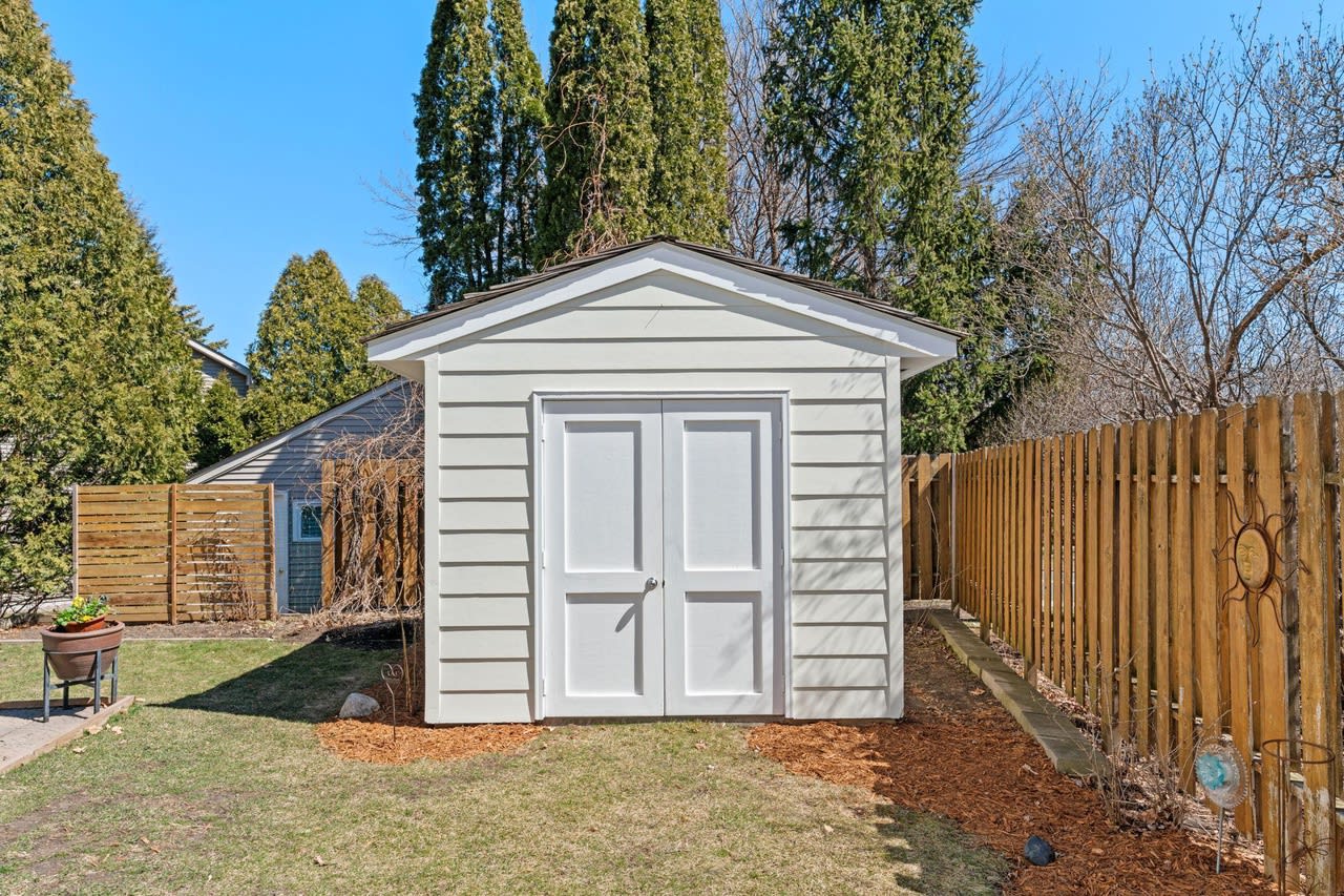 3125 Croft Dr