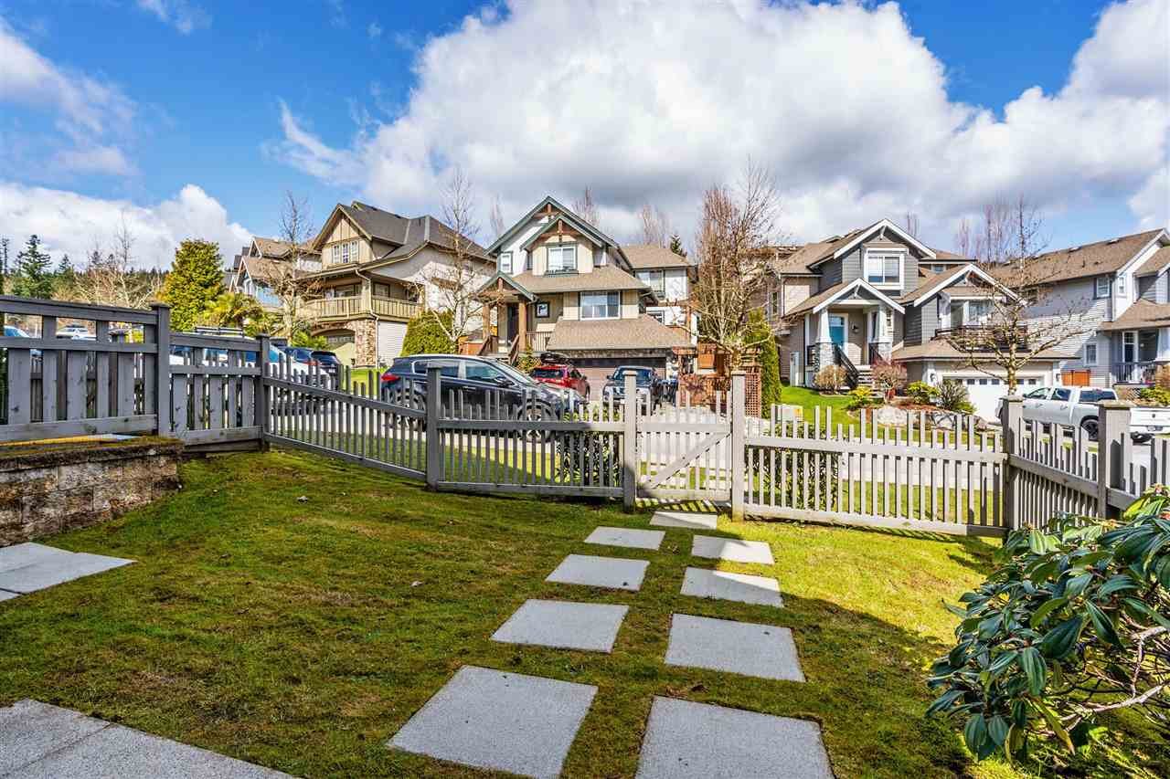 80-55 Hawthorn Dr