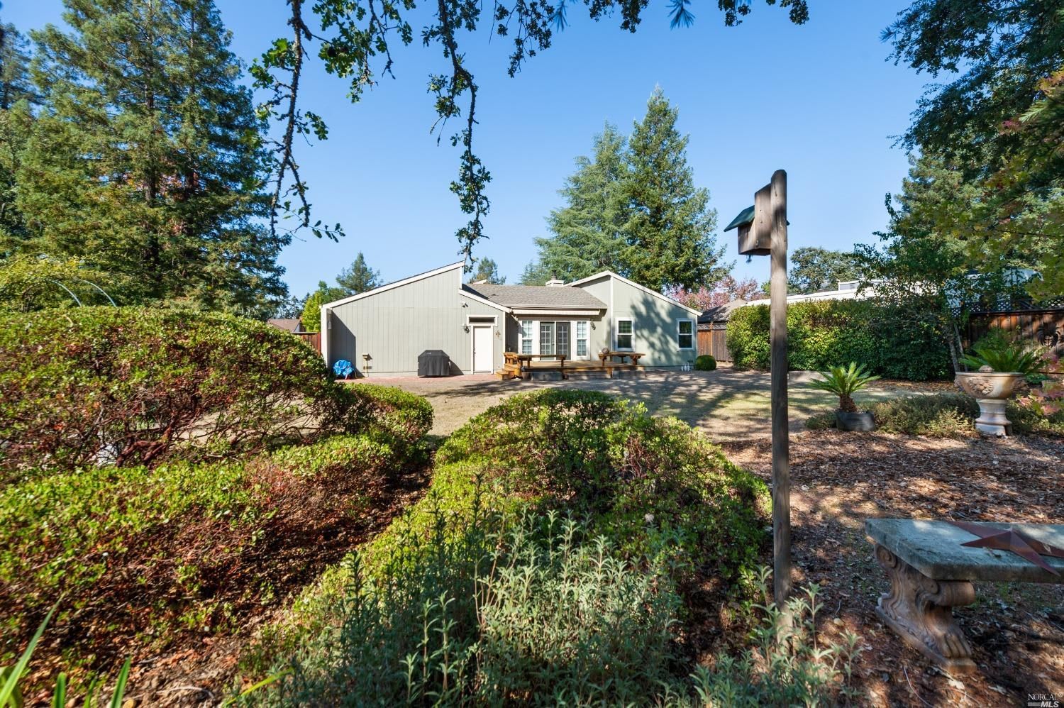 4712 Culebra Way