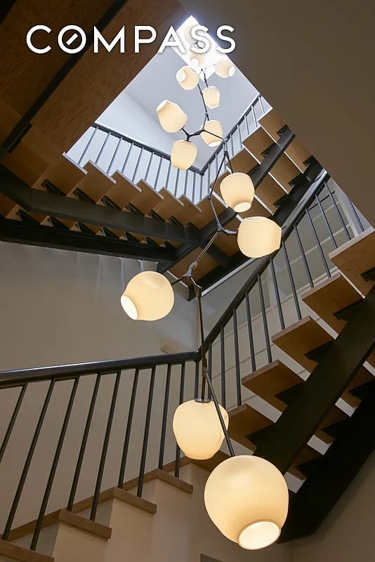 14 College Place