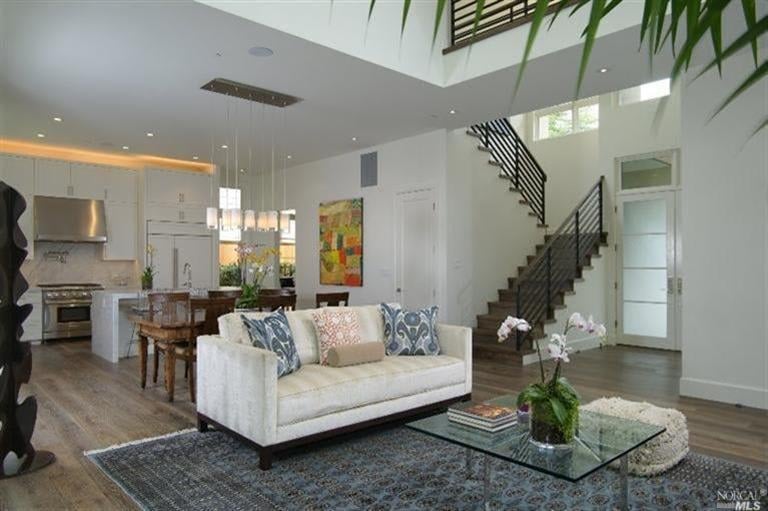 Newly Constructed Classic Contemporary Home- Represented Buyer