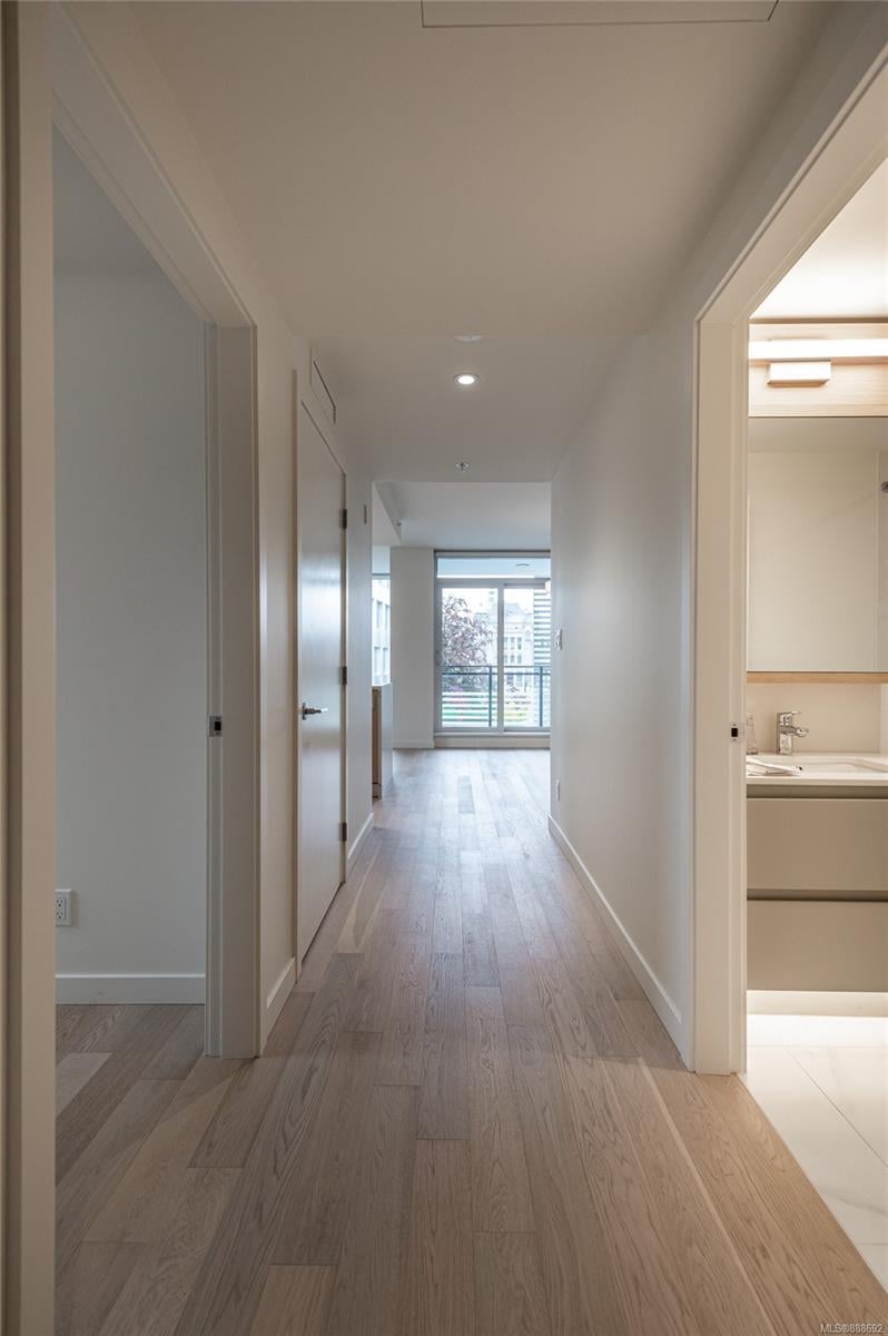 403-550 Michigan St
