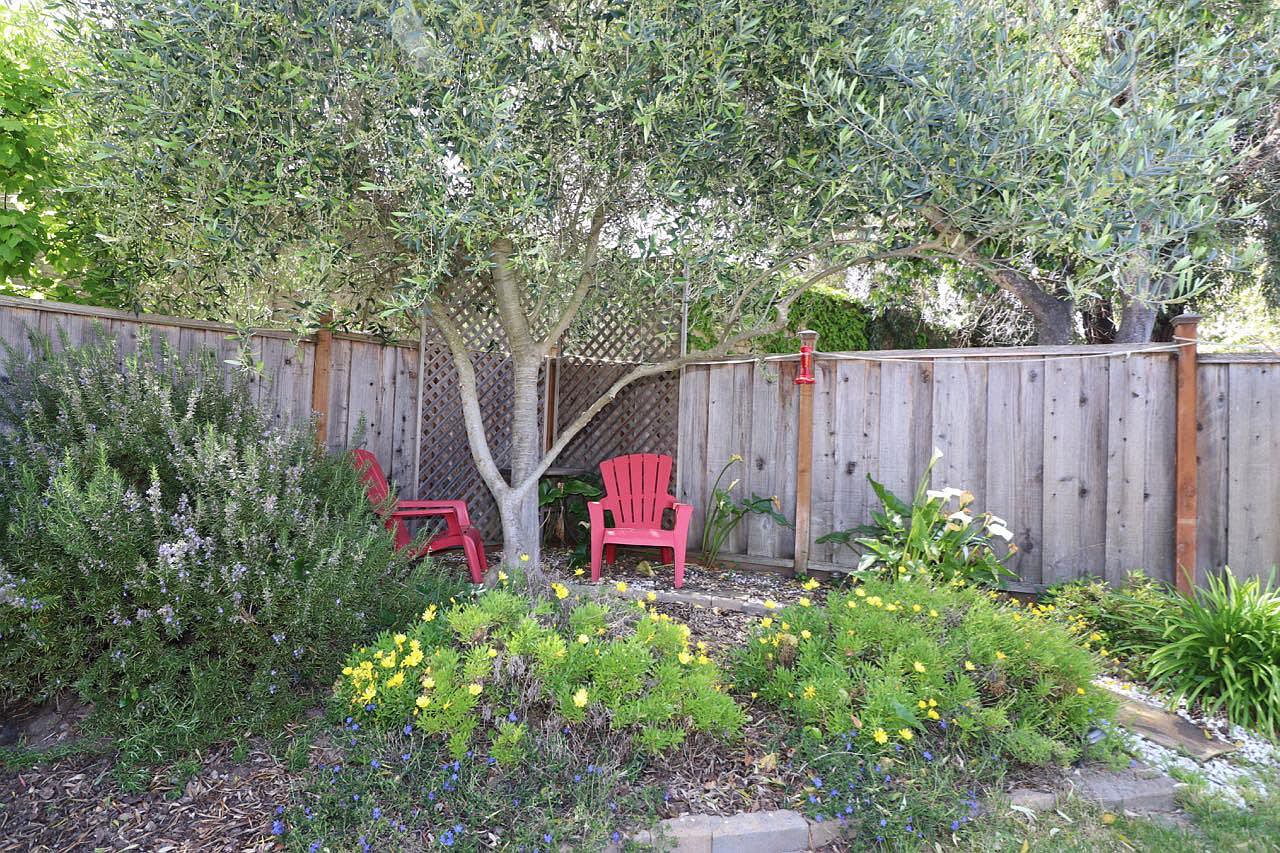 20271 Portola Dr