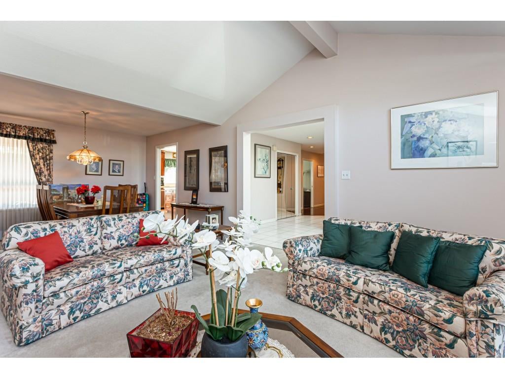 8168 154 St