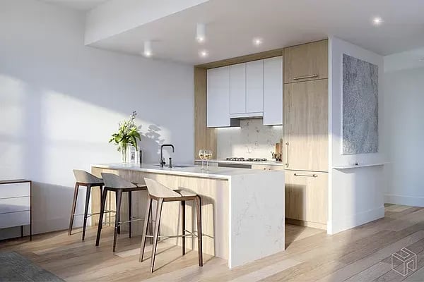 2218 Jackson Ave Unit: 404
