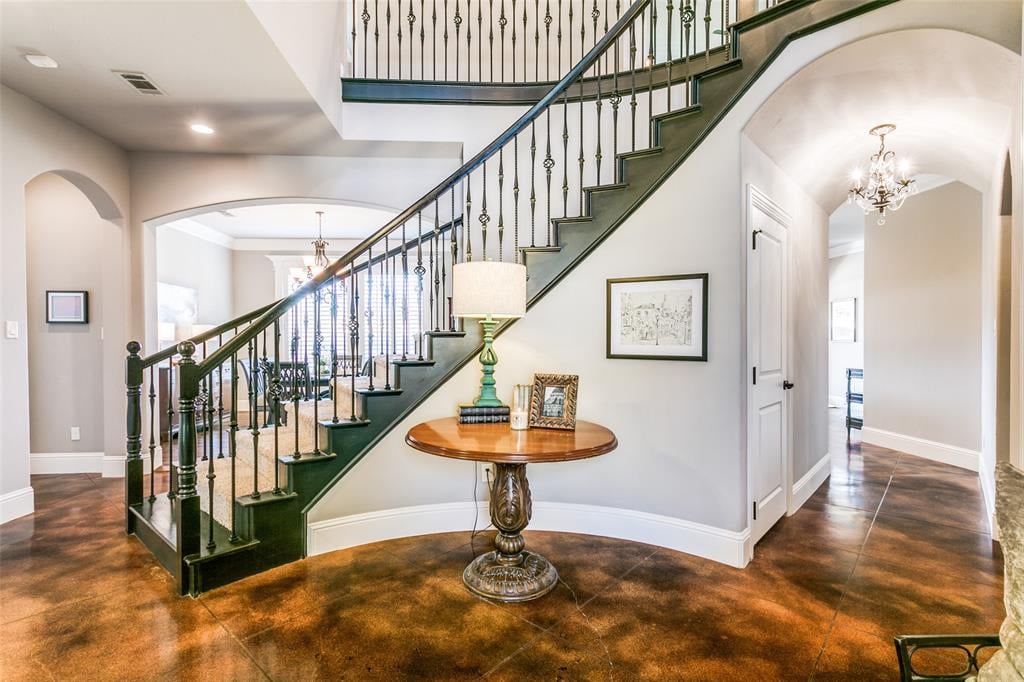 1250 Haven Cir
