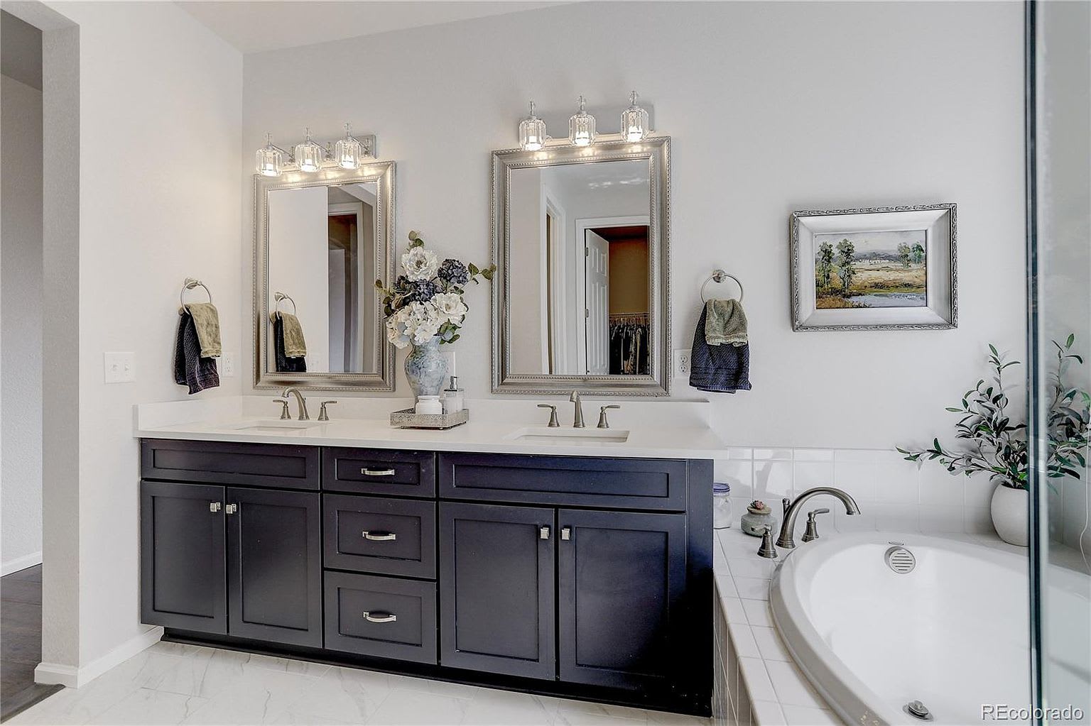 6898 Petunia Pl