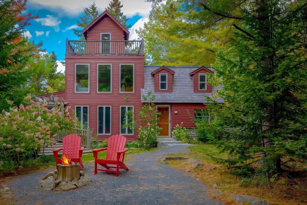 New Listing: 34 Frenchmans Hill E, Bar Harbor, ME 04609 – $849,000