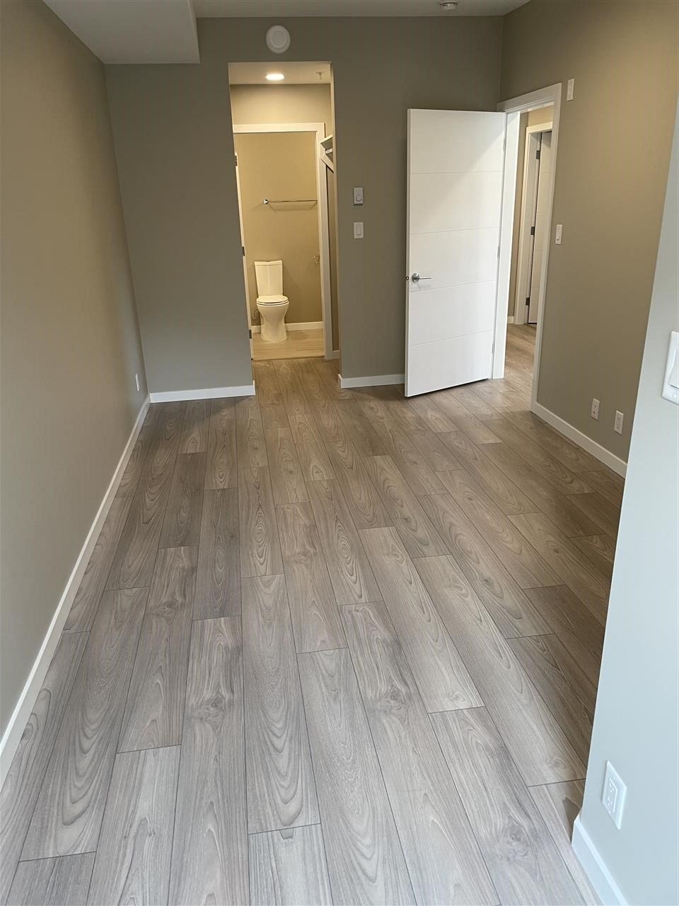 316-38033 Second Ave