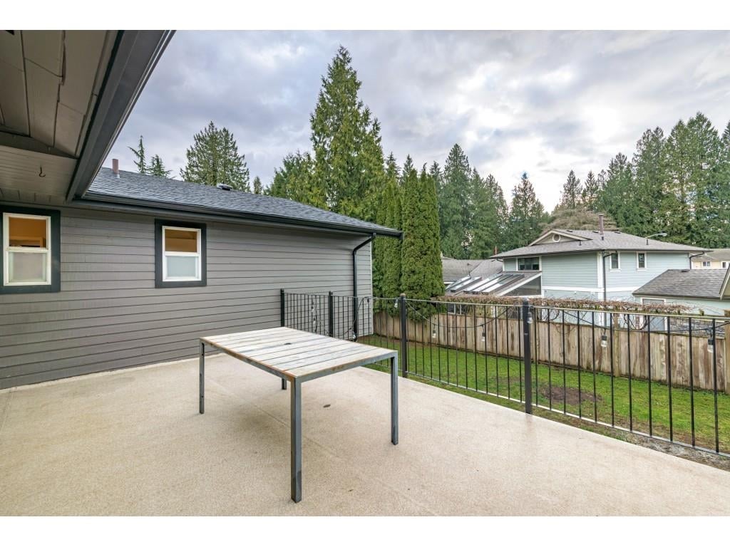 19548 120b Ave