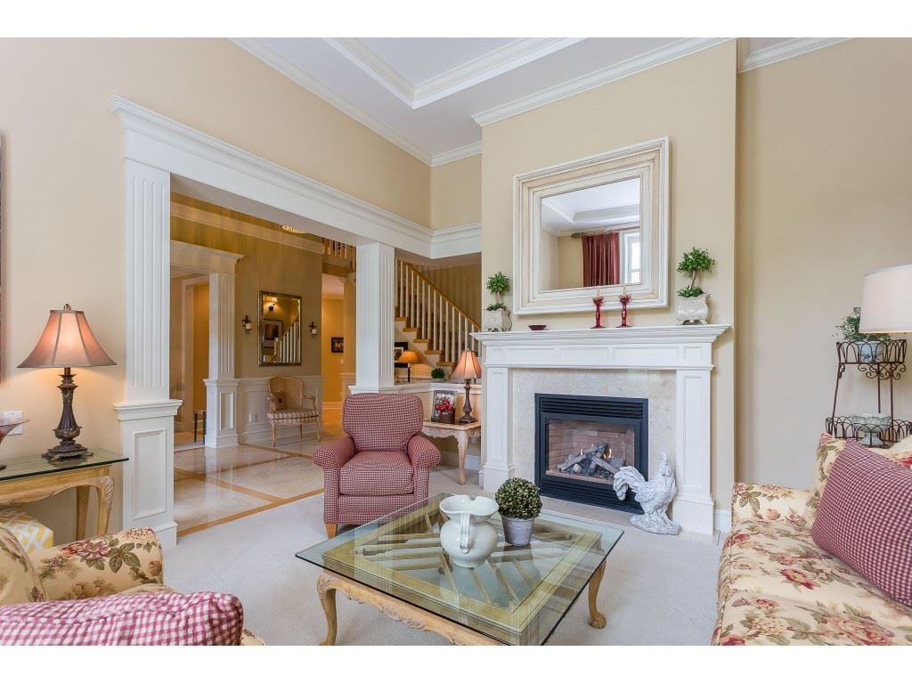 2271 Chantrell Park Dr