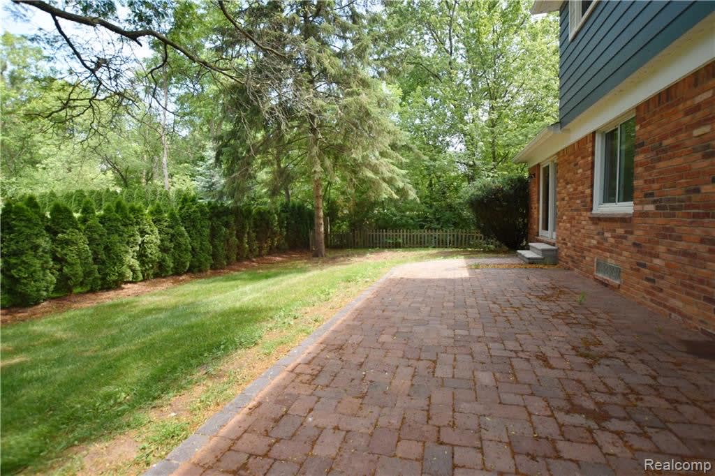 110 BALDWIN Road