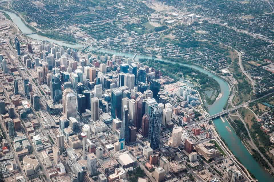 Aerial photo of downtown Calgarys skyline in the summer time