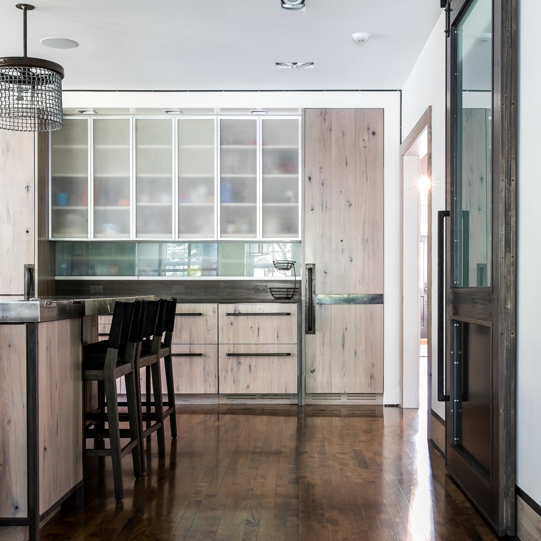 127 E 5th Street